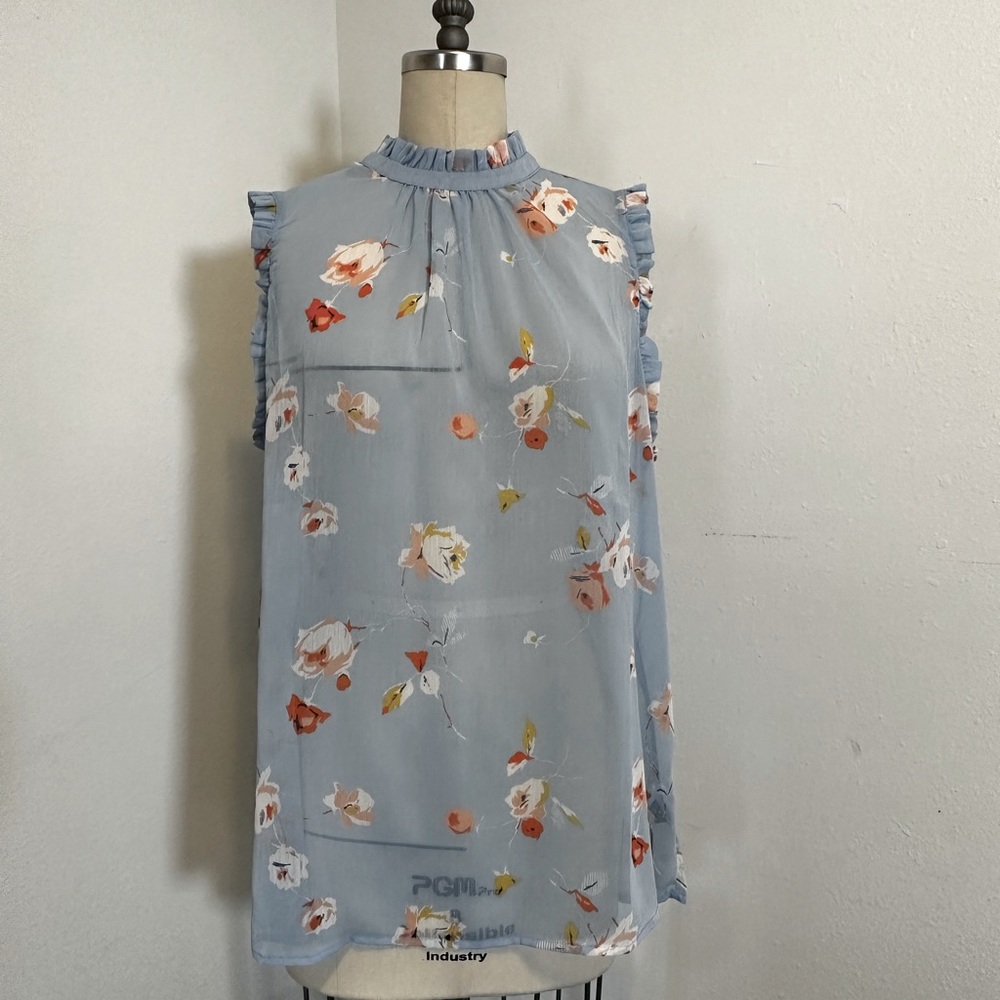 Who What Wear light blue floral top